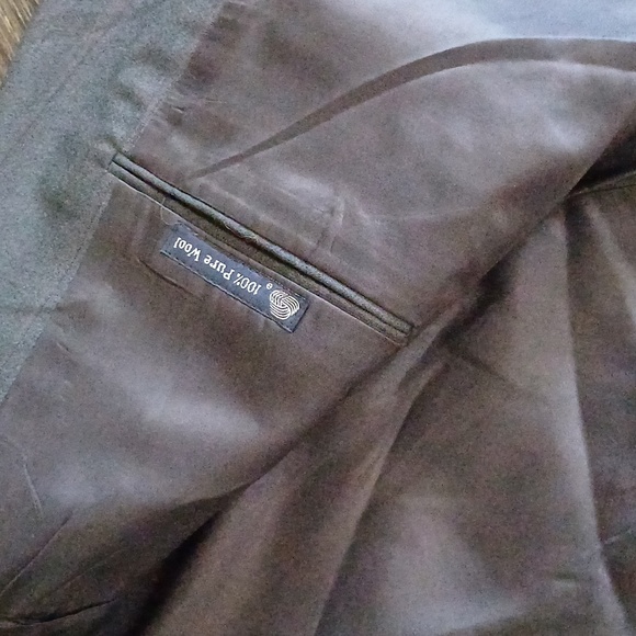 Burberry Vintage Navy Blue 100% Wool Suit Jacket 44 Burberrys - Picture 16 of 16